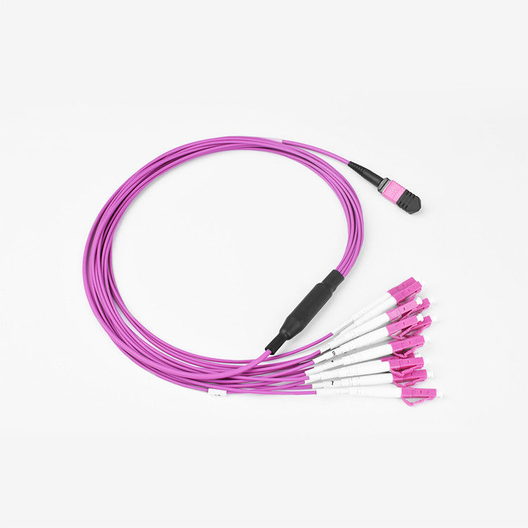 Van het de Vezel Optische Flard van OM4 MMF MPO van de het Koorddoorbraak van de Kabel Vrouwelijke Vrouwelijke Schakelaar het Type B Polariteit