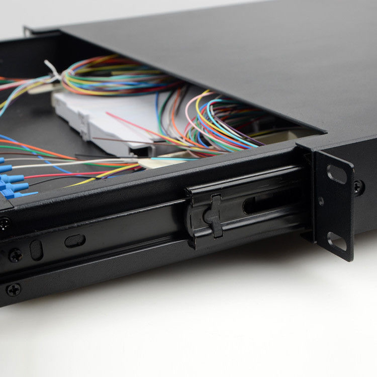 FTTH-het Comité van het Vezel zet de Optische Flard ODF 48 Haven het Spoorrek van de 19 Duimdia Lade op
