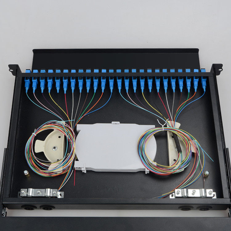 FTTH-het Comité van het Vezel zet de Optische Flard ODF 48 Haven het Spoorrek van de 19 Duimdia Lade op